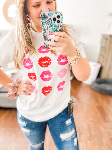 ALL THE KISSES GRAPHIC TEE-[option4]-The Lovely Lola Boutique-Womens-Clothes